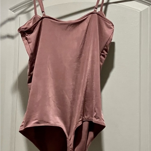 Women’s Express Bodysuit. - Picture 5 of 5